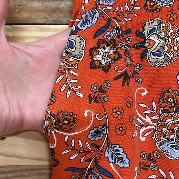 J. Jill size XS Mid-rise Orange with Blue with Bohemian Print Elastic Shorts - Picture 4 of 10